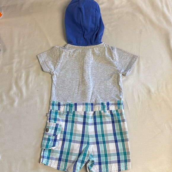 Petit Lem Signature - Blue and Gray Infant one piece Romper/jumpsuit/outfit - Picture 5 of 5